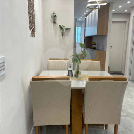 Apartamento à venda com 2 quartos em Parque Santa Rosa, Suzano, SP