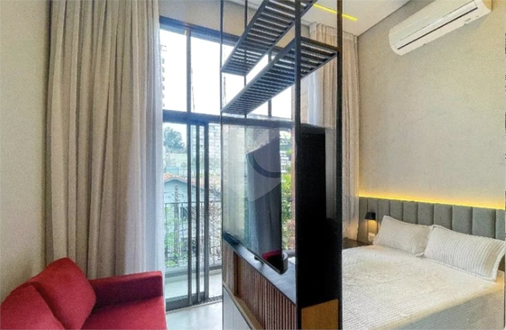 Apartamento à venda ou para alugar com 1 quarto em Pinheiros, São Paulo, SP