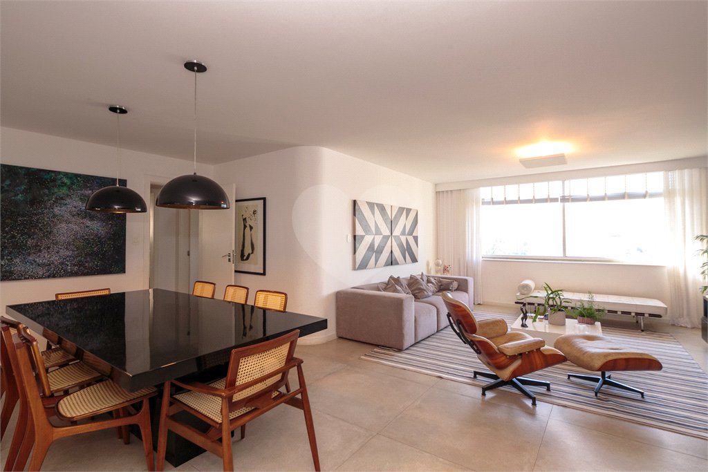Apartamento à venda com 4 quartos, sendo 1 suíte, em Alto da Boa Vista, São Paulo, SP