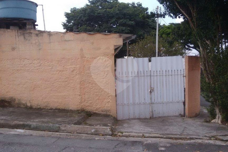 Terreno à venda com 1 suíte em Vila Nova Mazzei, São Paulo, SP