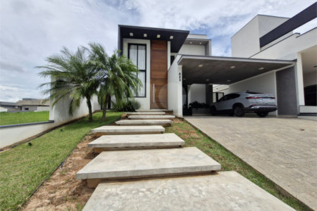 Casa à venda com 3 suítes no condomínio Mirante dos Ipês, Salto - SP