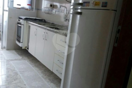 Apartamento à venda com 2 quartos em Vila Erna, São Paulo, SP