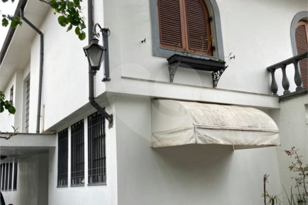 Sobrado à venda ou para alugar com 3 quartos, sendo 1 suíte,  em Parque Colonial, São Paulo, SP