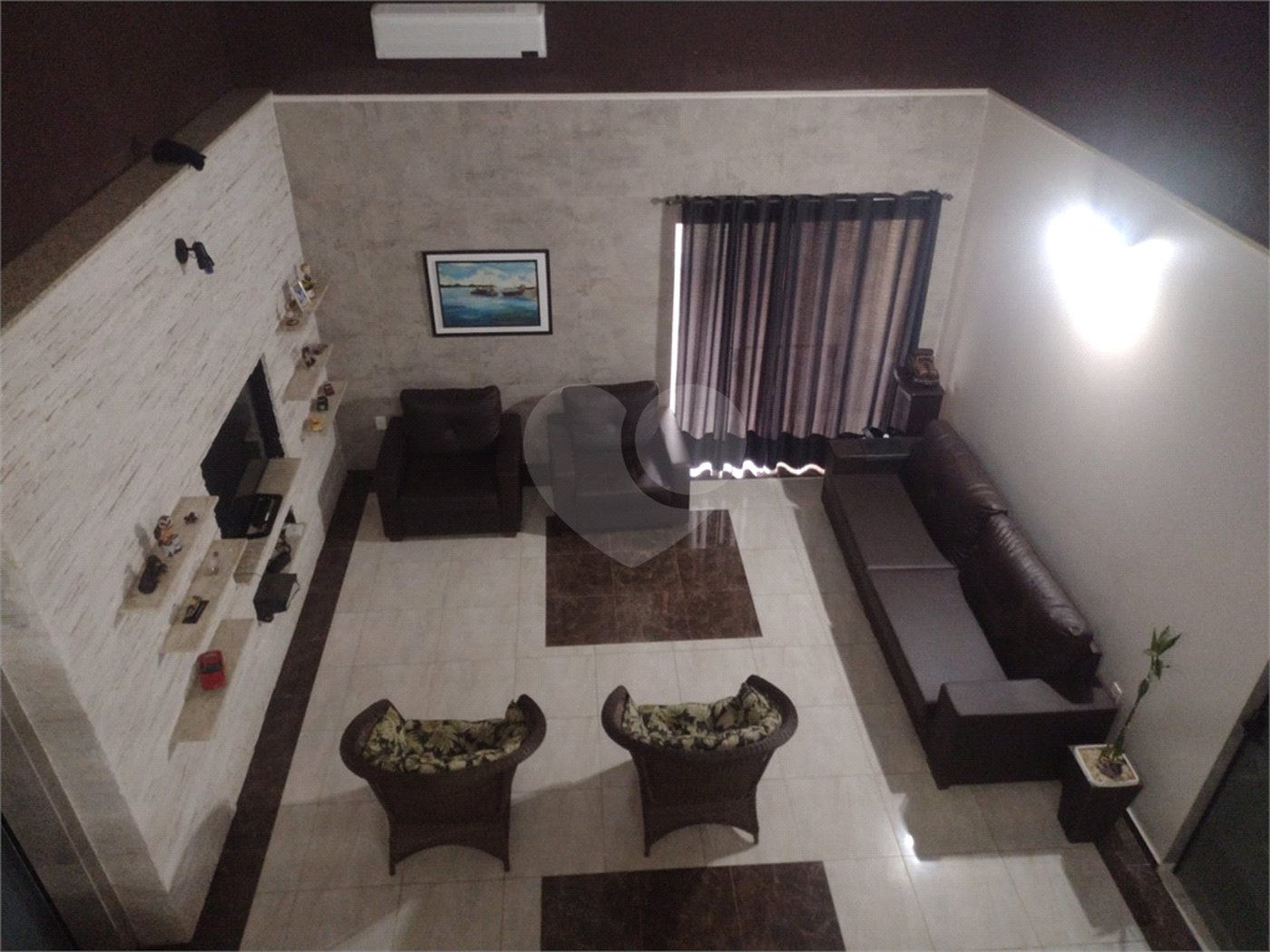 Casa à venda com 3 quartos, sendo 1 suíte, no condomínio Acmti - Colinas do Mosteiro, Terras de Itaici e Recanto dos Pássaros, Indaiatuba - SP