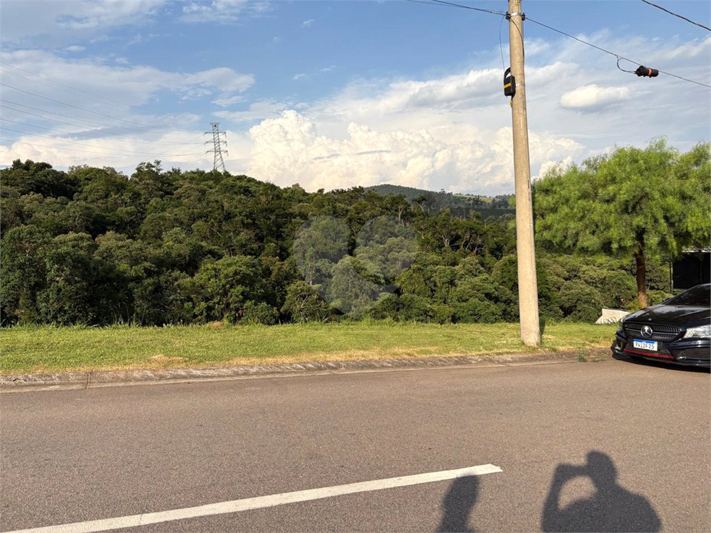 Terreno à venda com 1 suíte no condomínio Residencial Campo de Toscana, Vinhedo - SP