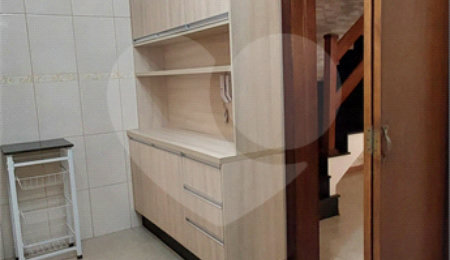 Casa à venda com 3 quartos, sendo 1 suíte,  no condomínio Jardim Europa, Mogi das Cruzes - SP