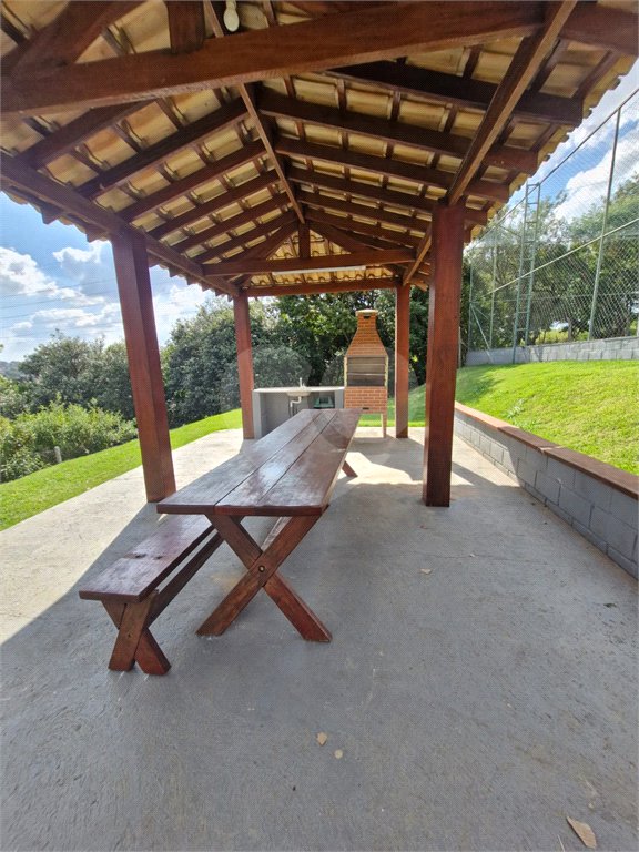 Terreno à venda no condomínio Bosque dos Cambarás, Valinhos - SP