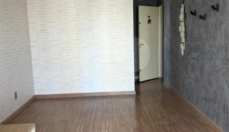 Apartamento à venda com 3 quartos, sendo 1 suíte,  em Jaguaré, São Paulo, SP