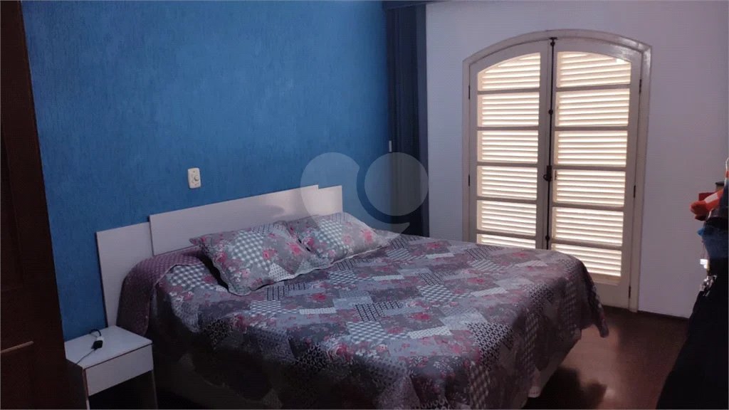Sobrado à venda com 4 quartos em Vila Medeiros, São Paulo, SP
