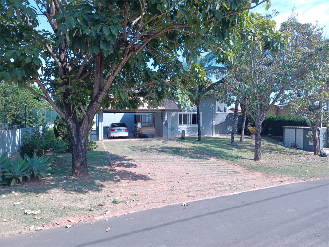 Casa à venda com 2 quartos, sendo 1 suíte, no condomínio Terras de Mont Serrat, Salto - SP