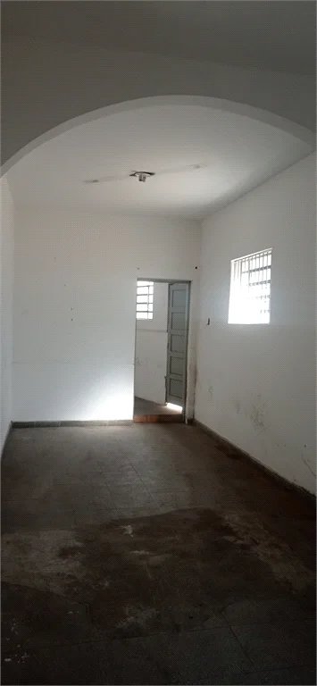 Sobrado à venda ou para alugar com 4 quartos em Água Branca, São Paulo, SP