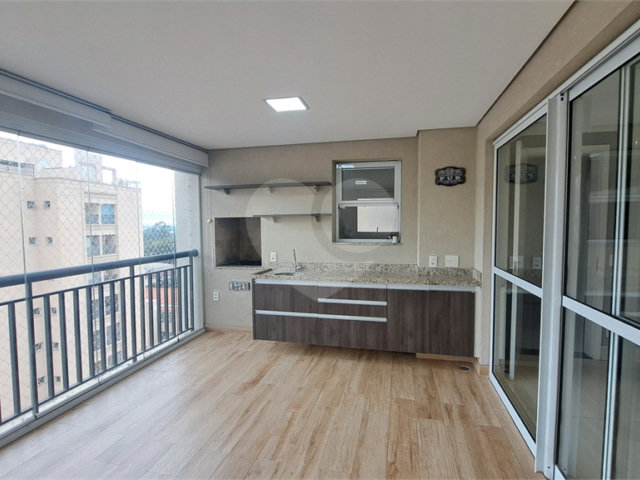 Apartamento à venda com 3 suítes em Santana, São Paulo, SP
