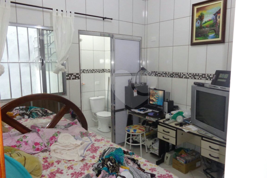 Sobrado à venda com 2 quartos em Tremembé, São Paulo, SP