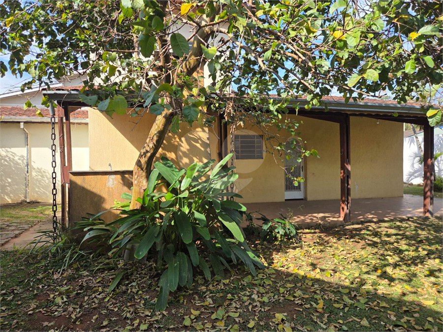 Casa à venda com 3 quartos, sendo 2 suítes, em Vila Helena, Atibaia, SP