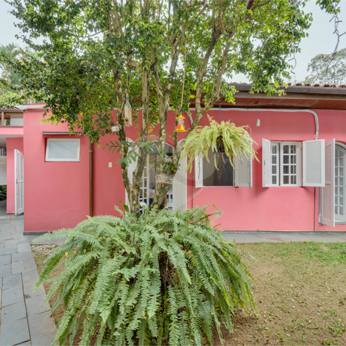 Casa à venda com 4 suítes em Jardim Marajoara, São Paulo, SP