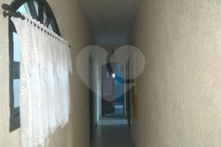 Casa Térrea à venda com 3 suítes em Jardim São Pedro, Mogi das Cruzes, SP