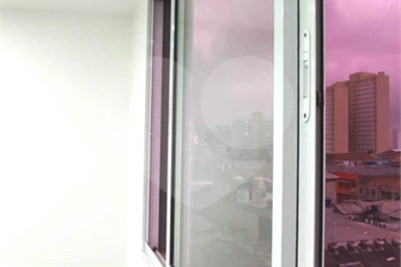 Apartamento tipo Studio em frente ao Metrô Brás - Centro - São Paulo - SP