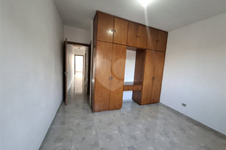 Sobrado à venda com 3 quartos, sendo 1 suíte, em Campo Grande, São Paulo, SP