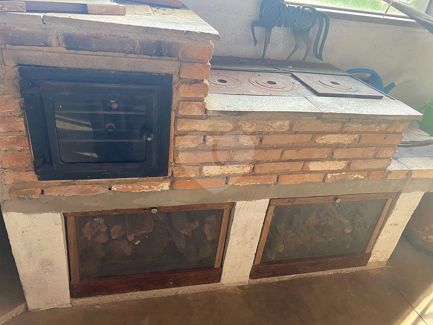 Sítio à venda com 3 quartos, sendo 1 suíte,  no Centro, Biritiba-mirim, SP
