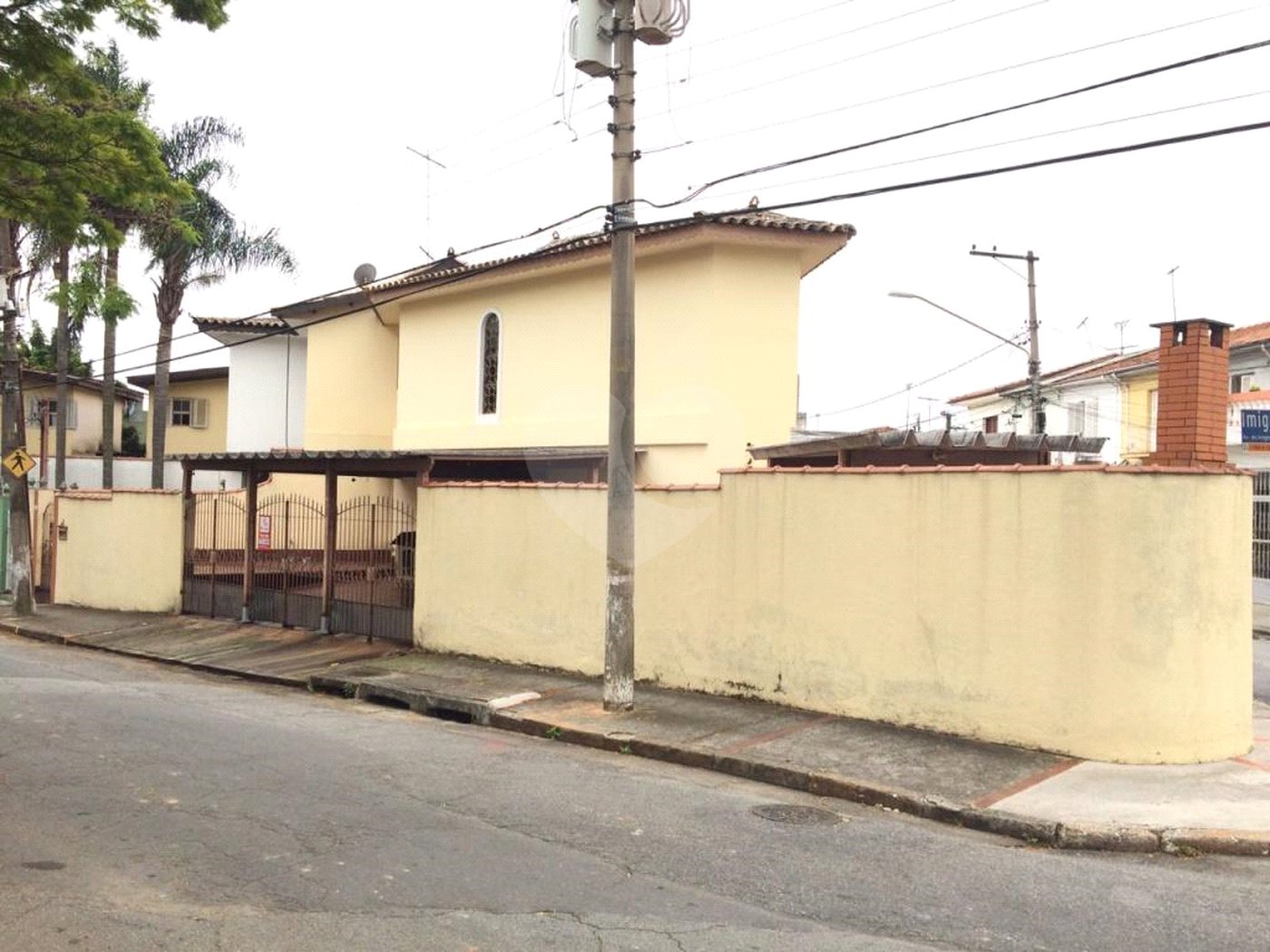 Casa à venda com 3 quartos, sendo 1 suíte, em Jardim Trussardi, São Paulo, SP