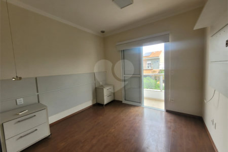 Casa à venda com 3 suítes no condomínio Horto Florestal II, Sorocaba - SP