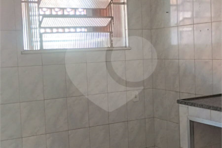 Sobrado para alugar com 2 quartos em Campo Grande, Rio de Janeiro, RJ