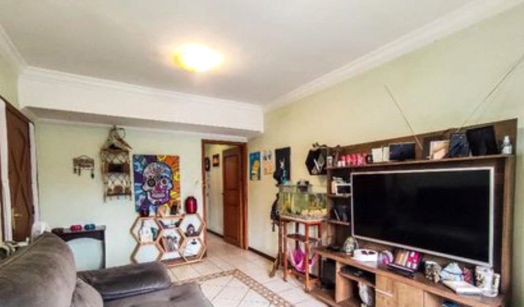 Casa à venda com 3 quartos, sendo 1 suíte,  em Vila Morse, São Paulo, SP