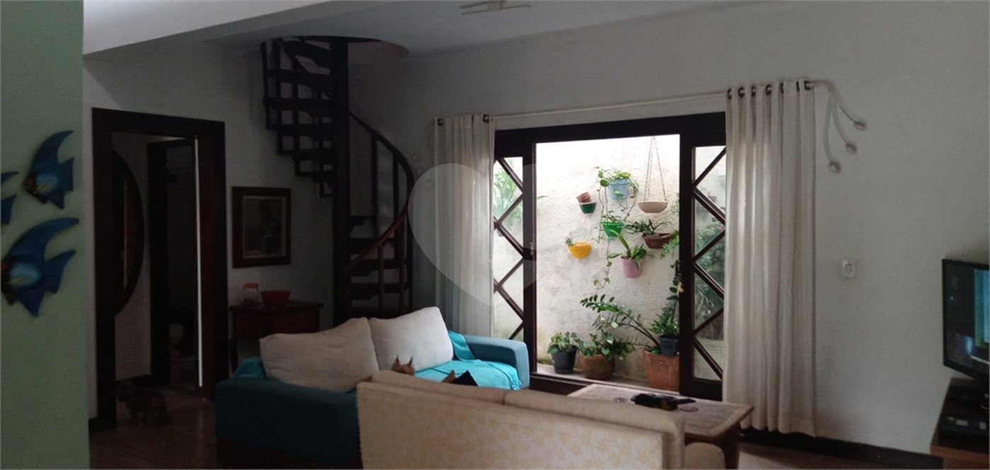 Casa à venda com 2 quartos em Portinho, Cabo Frio, RJ