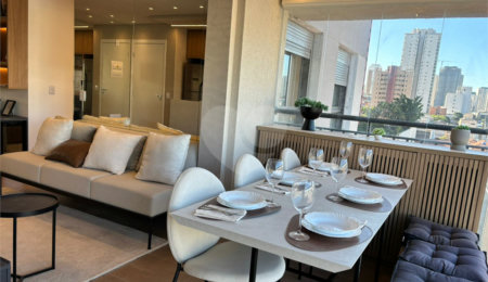 Apartamento à venda com 2 quartos, sendo 1 suíte,  em Bosque da Saúde, São Paulo, SP