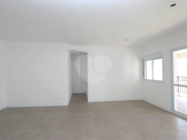 Apartamento à venda com 2 quartos em Morumbi, São Paulo, SP