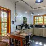 Casa à venda com 4 quartos, sendo 2 suítes, em Granja Viana, Cotia, SP