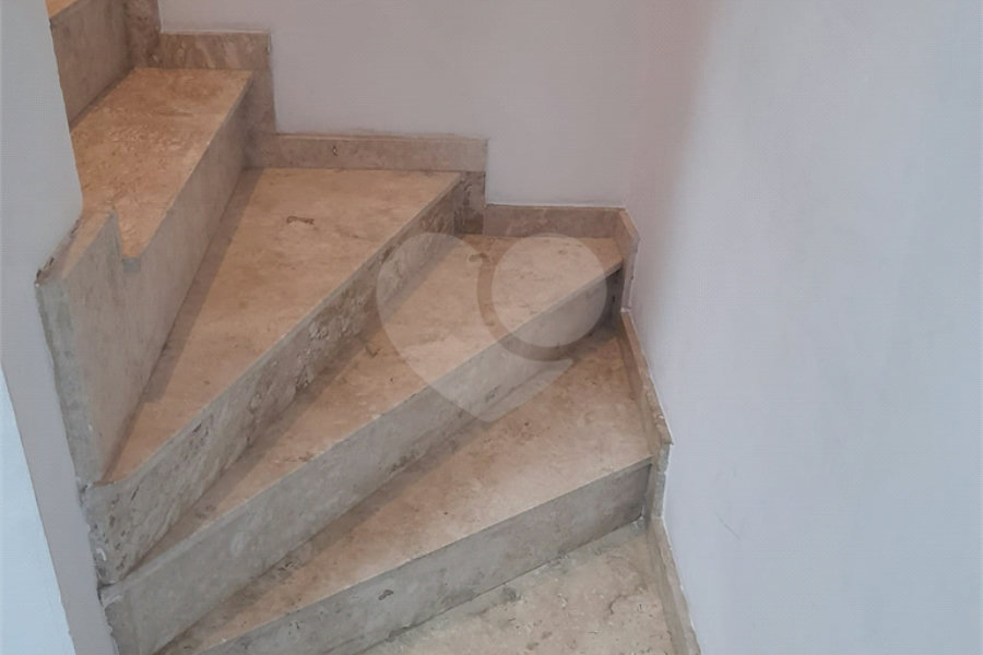 Sobrado à venda com 4 quartos, sendo 1 suíte, em Jardim São Paulo(zona Norte), São Paulo, SP