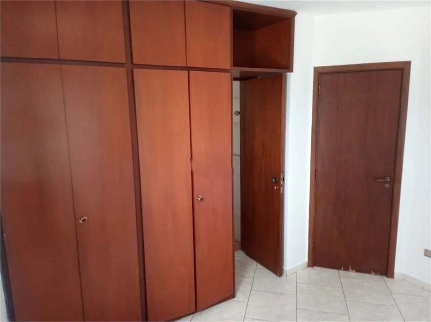Apartamento à venda com 3 quartos, sendo 1 suíte, em Vila Indiana, São Paulo, SP