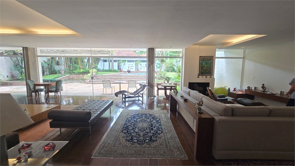 Casa à venda com 4 suítes em Santo Amaro, São Paulo, SP