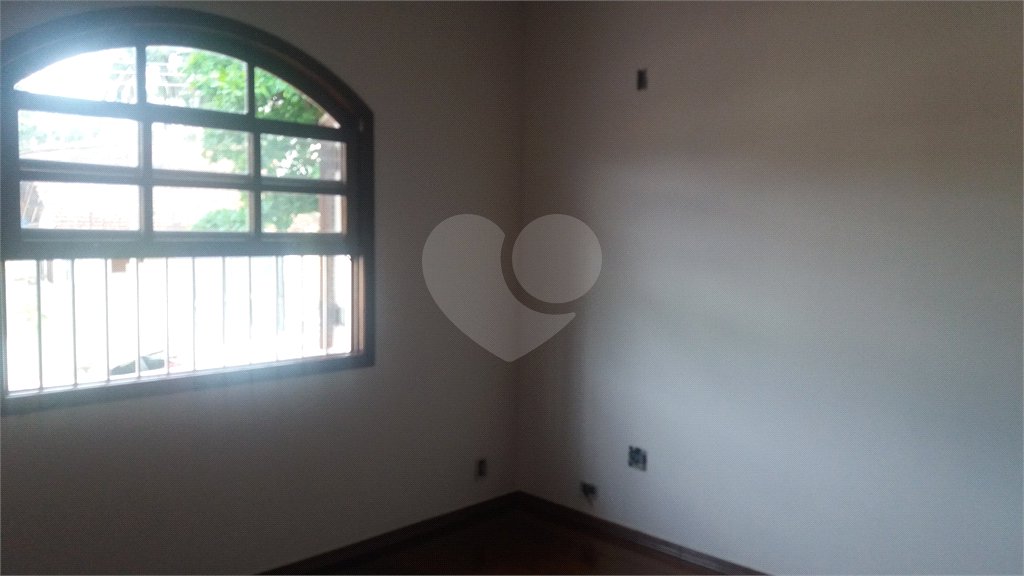 Sobrado à venda com 3 quartos, sendo 1 suíte, em Horto, São Paulo, SP