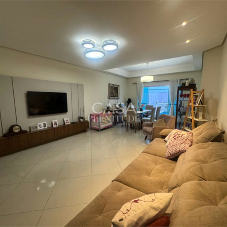 Casa em condomínio à venda com 3 suítes em Parque Residencial Villa dos Inglezes, Sorocaba, SP