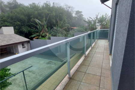 Casa à venda com 3 quartos, sendo 2 suítes, no Centro, Bom Jesus dos Perdões, SP