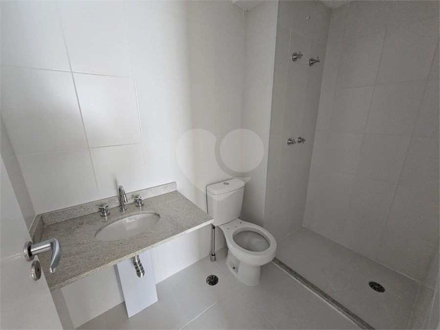 Apartamento à venda com 3 quartos, sendo 1 suíte, em Alto da Boa Vista, São Paulo, SP