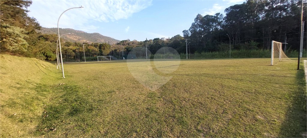 Casa à venda com 4 suítes no condomínio Itaporã, Atibaia - SP