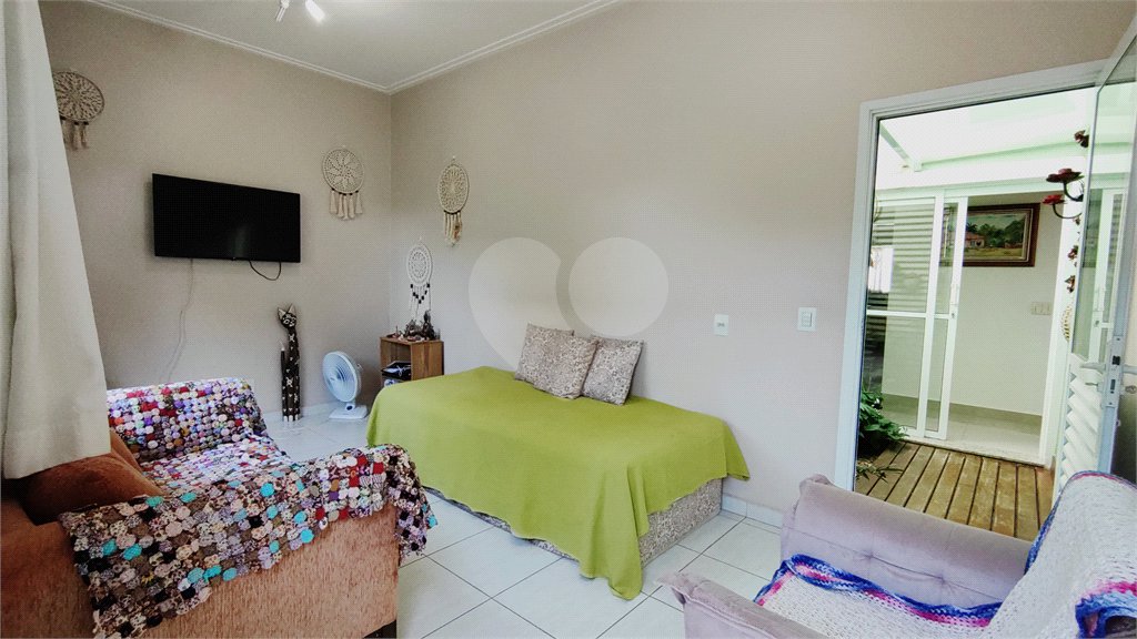 Casa à venda com 4 quartos, sendo 2 suítes, no condomínio Parque Chapada Itu, Itu - SP