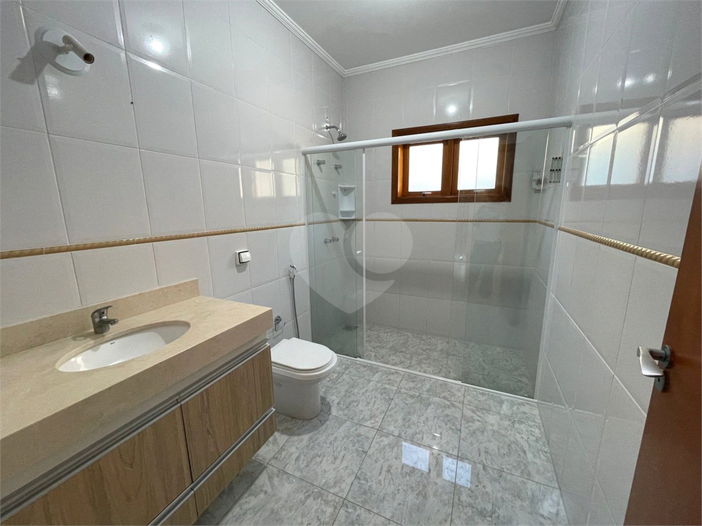 Casa para alugar com 3 suítes no condomínio Bosque de Grevilea, Vinhedo - SP