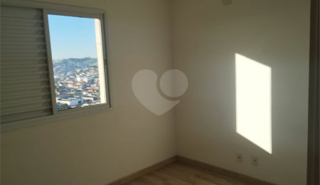 Apartamento à venda com 3 quartos, sendo 1 suíte,  em Vila Suissa, Mogi das Cruzes, SP