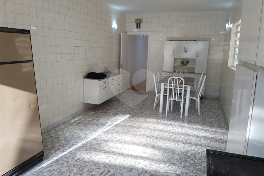 Sobrado à venda com 3 quartos, sendo 1 suíte, em Brooklin, São Paulo, SP
