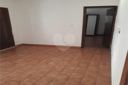 Sobrado à venda com 4 quartos em Jardim Galetto, Itatiba, SP