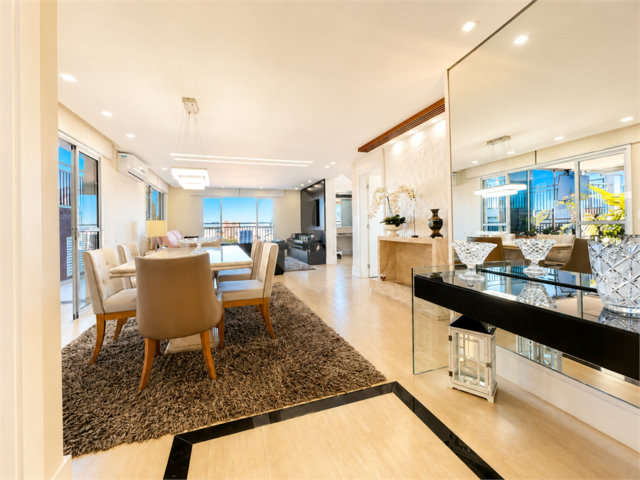 Apartamento à venda com 3 suítes em Parada Inglesa, São Paulo, SP