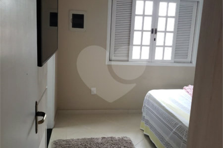 Casa à venda com 6 quartos, sendo 3 suítes, em Alto Ipiranga, Mogi das Cruzes, SP