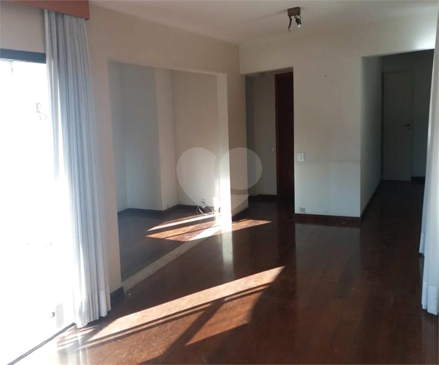 Apartamento à venda com 4 quartos, sendo 3 suítes,  em Vila Andrade, São Paulo, SP