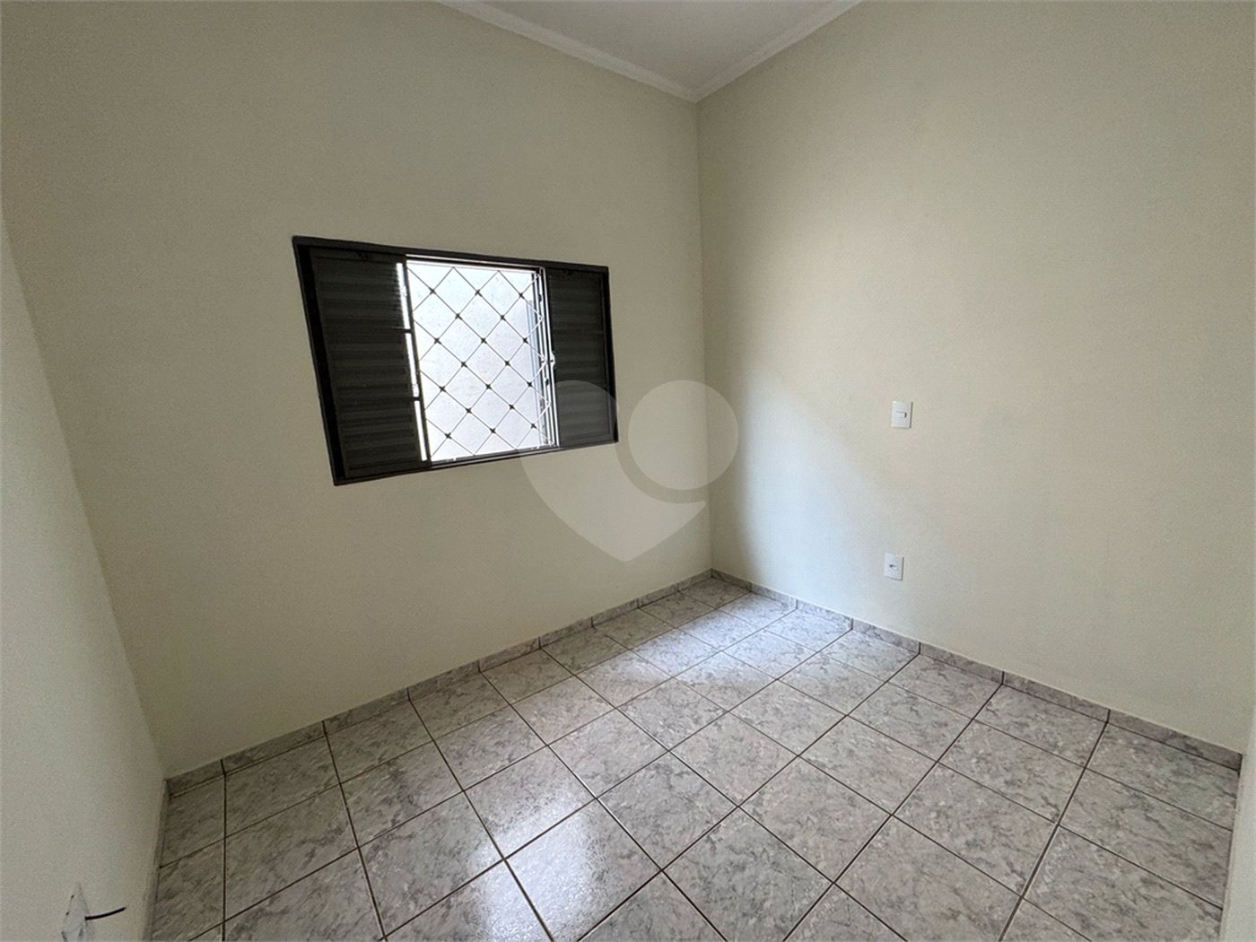 Casa à venda com 3 quartos, sendo 1 suíte, em Jardim Ártico, Araraquara, SP
