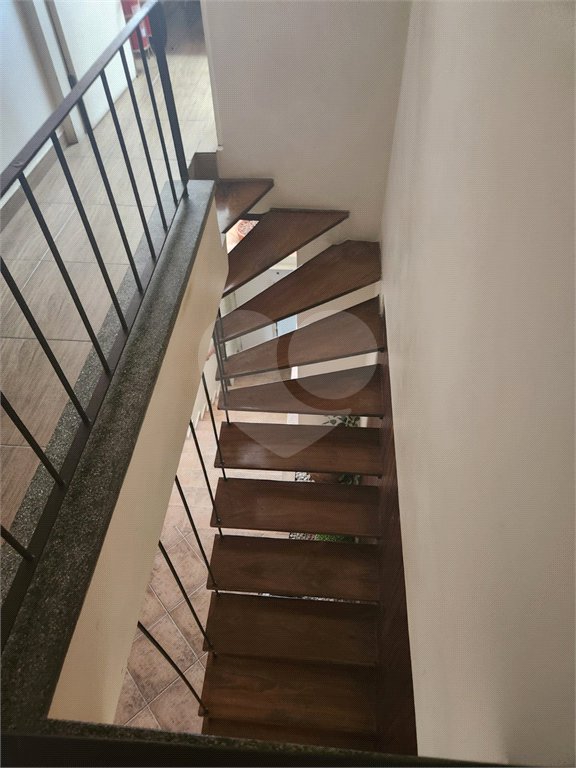 Sobrado à venda com 4 quartos, sendo 1 suíte, em Água Branca, São Paulo, SP