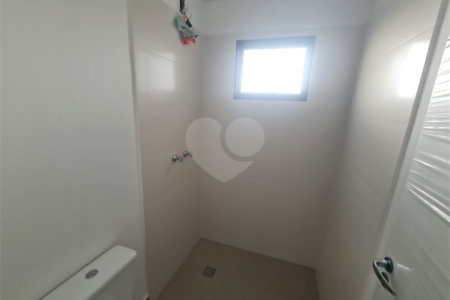 Apartamento à venda com 3 quartos, sendo 1 suíte, em Jardim Refúgio, Sorocaba, SP